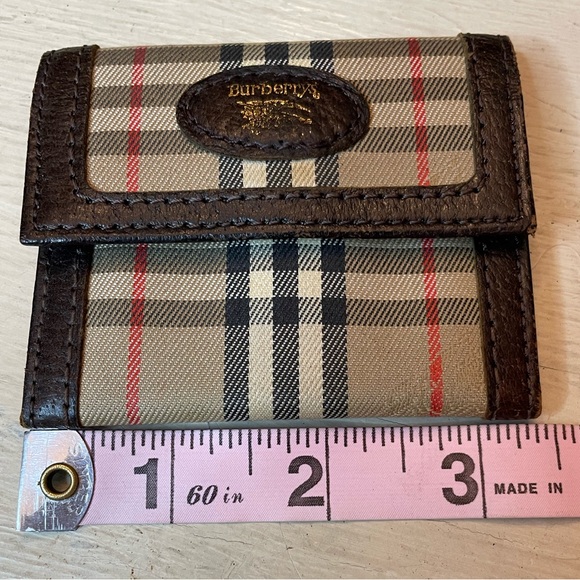 Burberrys Plaid Coin Wallet - Picture 9 of 10